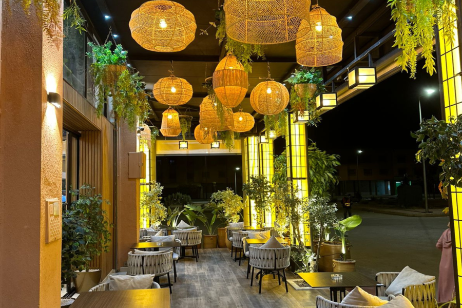 日落时分在阿加菲沙漠骑骆驼，在马拉喀什的 Chouf L'Or 餐厅享用晚餐